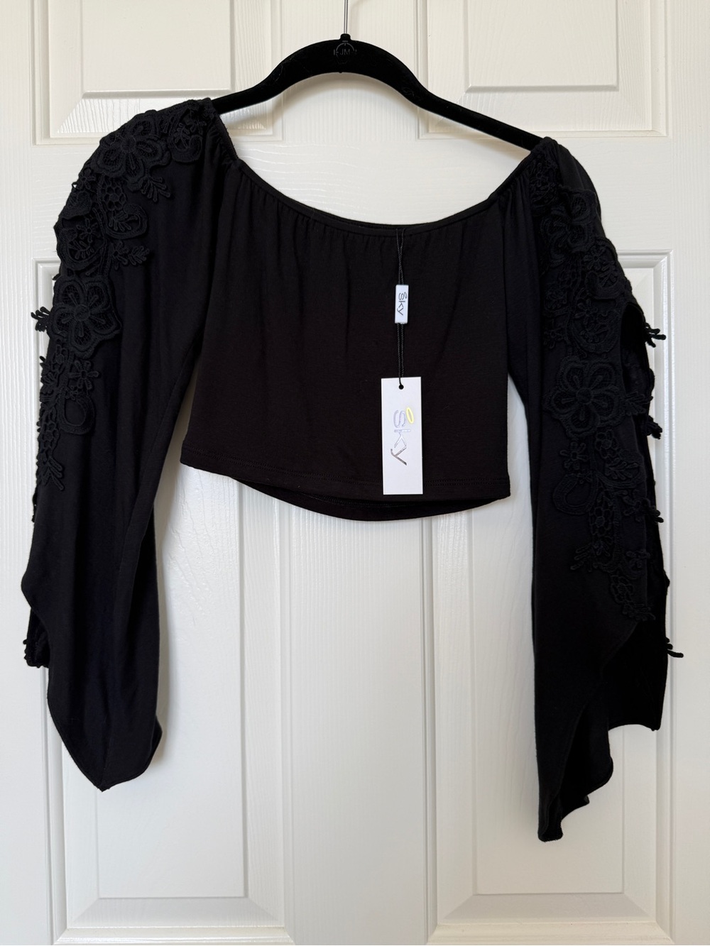 NWT Sky Black Crop Top Split sleeve XS